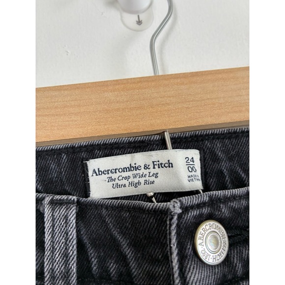 Abercrombie Fitch Ultra High Rise Crop Button Fly Jeans Charcoal Wash Size 24 - Picture 3 of 8